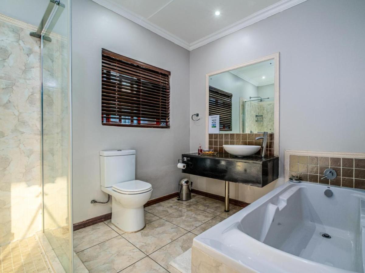Hurlingham House Guest House Johannesburg Exterior photo